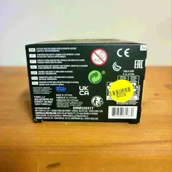 Funko gold NBA Russell Westbrook LA Lakers - Picture 6 of 6